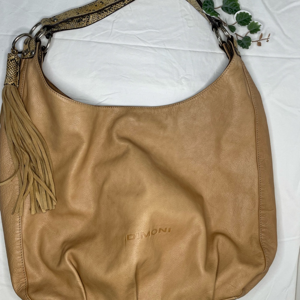Hobo bag in the perfect fall color! - Picture 5 of 10